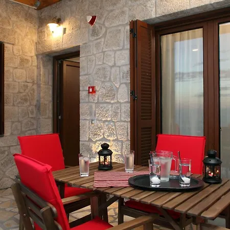 Milos Paradise Luxury Agios Nikitas