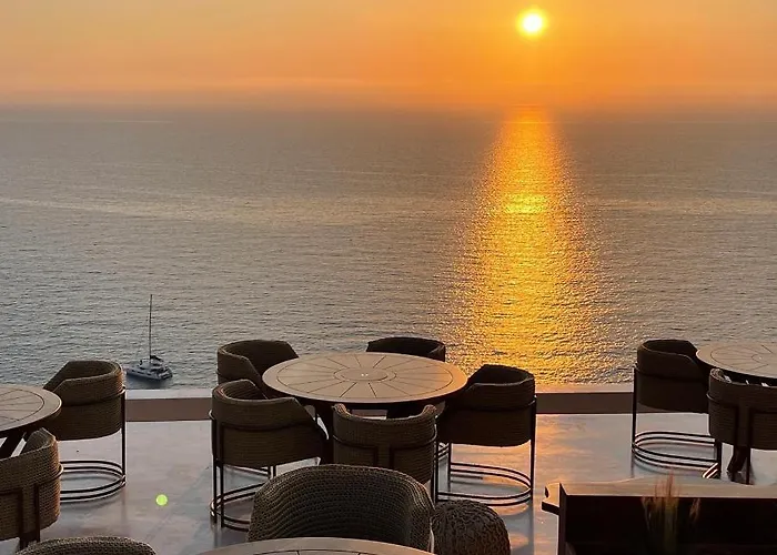 Milos Paradise Luxury Villa Agios Nikitas