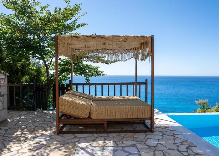 Milos Paradise Luxury * Agios Nikitas