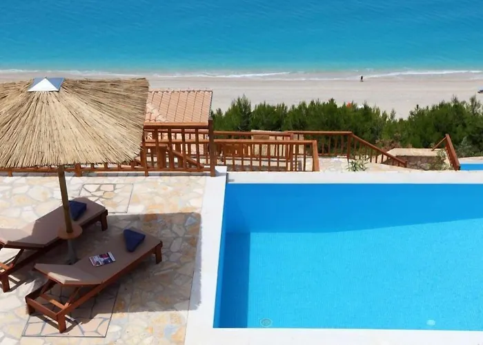 Milos Paradise Luxury Agios Nikitas