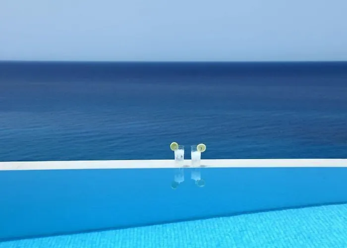 Milos Paradise Luxury Villa Agios Nikitas